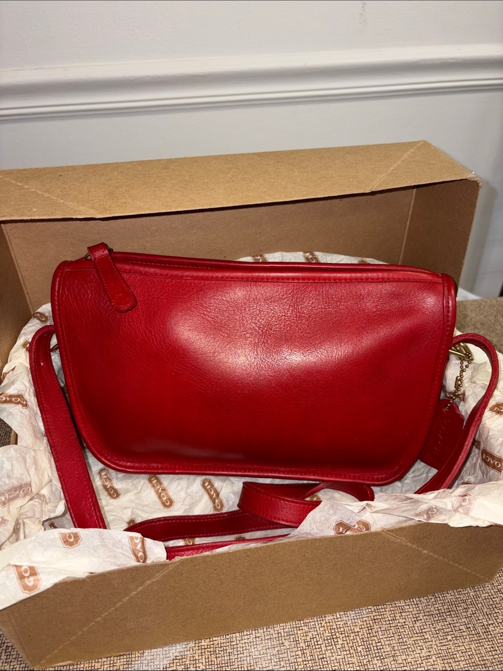 VINTAGE NIB COACH Red Leather Mitchell Zip 9938 NEW OLD STOCK PRISTINE